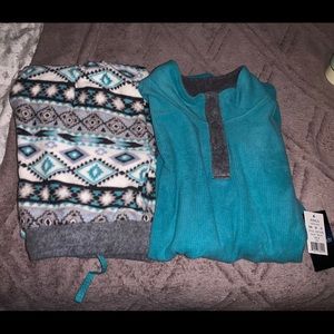 NWT Cuddl Duds Pajama Set